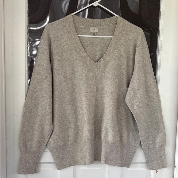 A New Day Gray/Beige V-Neck Sweater Soft Knit Casual Pullover Knit Top Size XXL - Picture 1 of 4